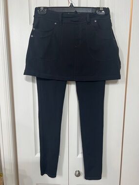 Athleta S Black Leggings Attached Mini Skirt interior drawstring Activewear